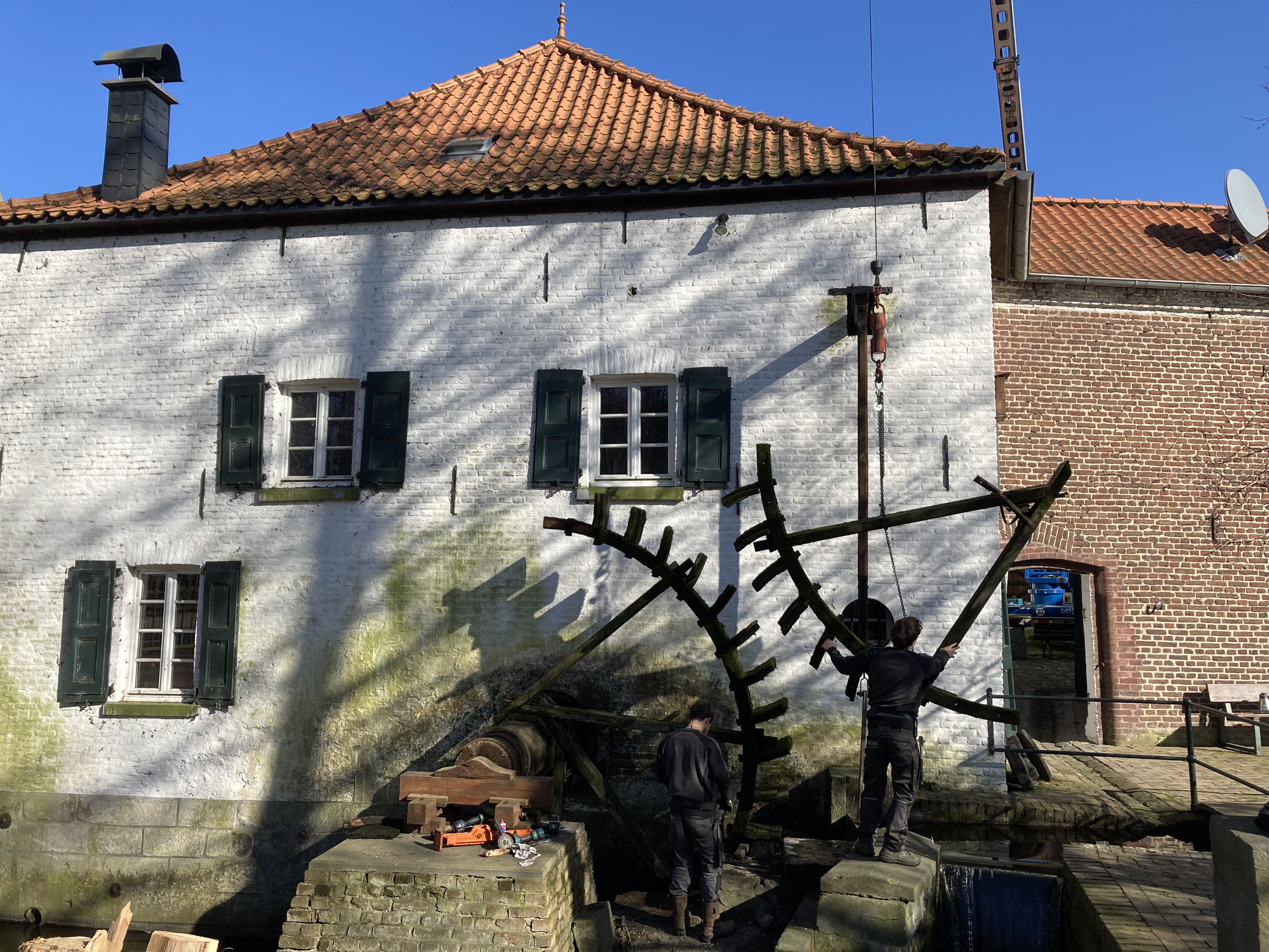 Demontage%20altes%20Wasserrad%202023_03